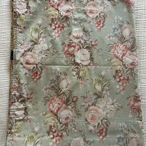 - Vintage Ralph Lauren Charlotte Sage Green Floral Full Flat Sheet. EUC VTG